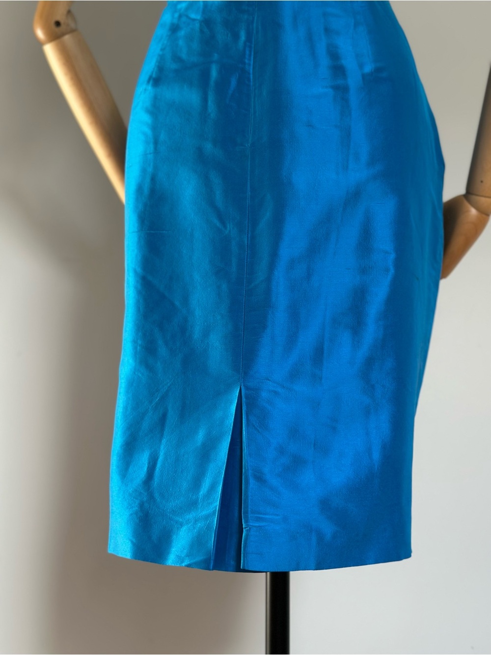 Silk Turquoise Sleeveless Beaded Dress Tulip Skirt - Picture 17 of 17